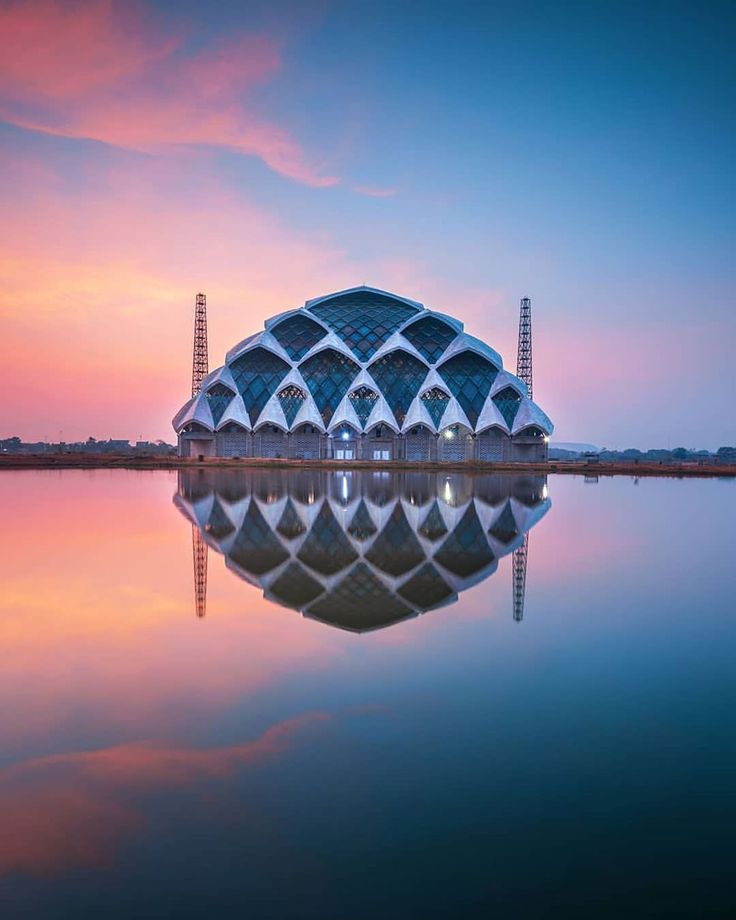 Wisata Bandung, Indonesia
